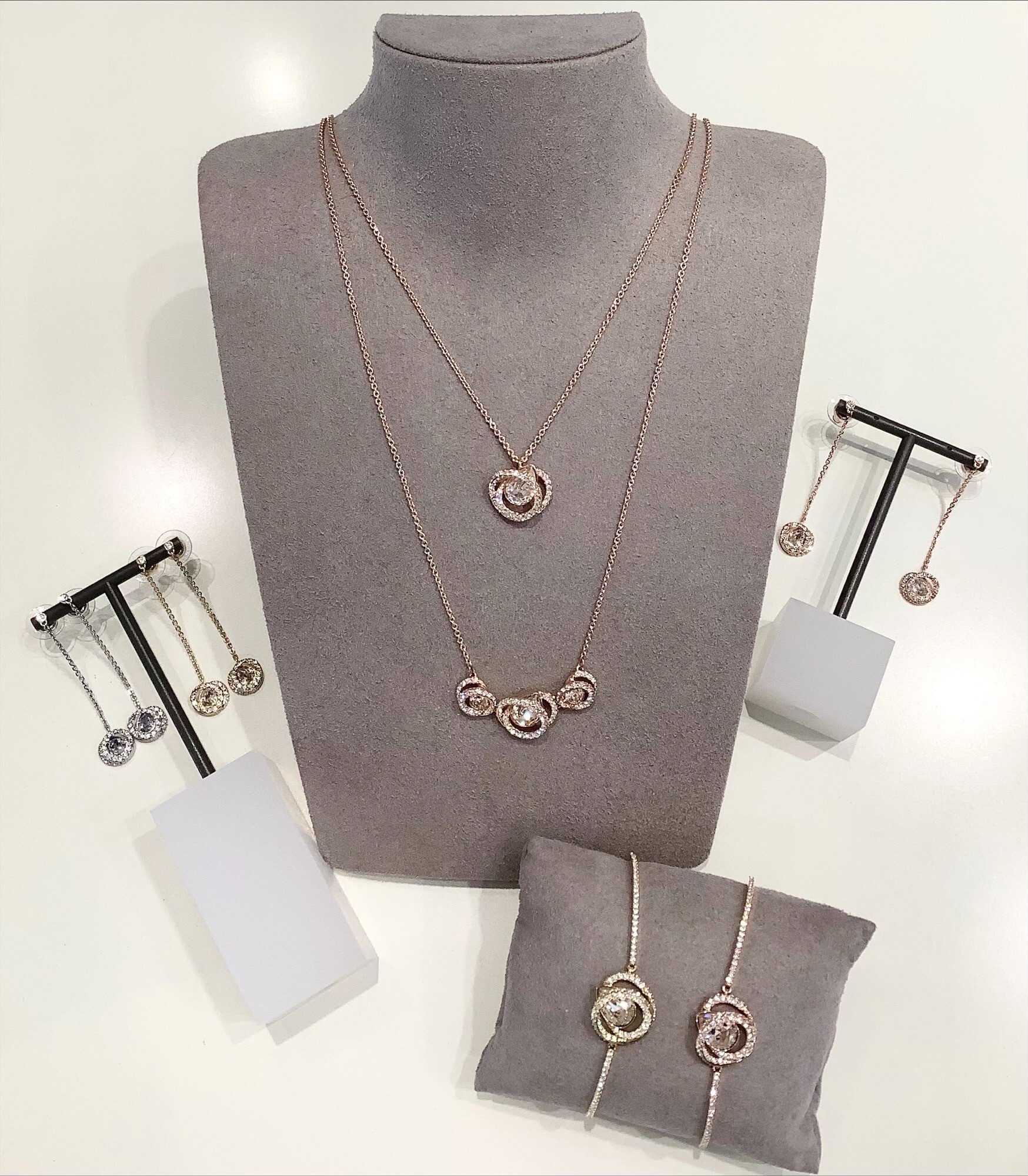 半額ストア SWAROVSKI|Generation【ジェネレーション】| 渋谷スクランブル アクセサリー