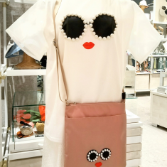 パールサングラスT-シャツ
20%off
￥11,000➔￥8,800(in TAX)