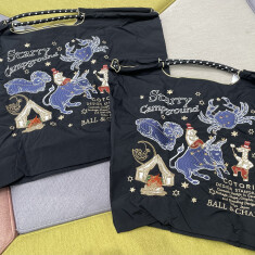＜　C.STARRY　＞
右：Mサイズ　価格4,950円（税込）
左：Ｌサイズ　価格5,500円（税込）