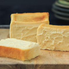 とろ生チーズケーキ(1個)3,780円