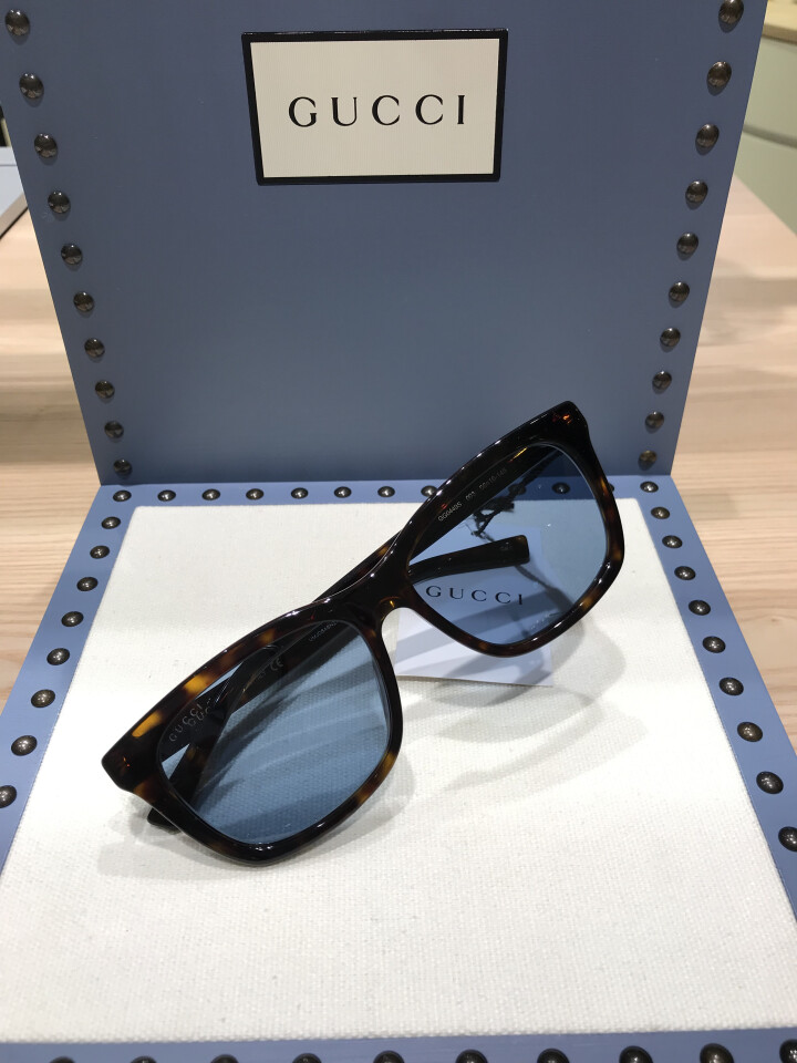 グッチ サングラス
GG0449S-003 ¥40,700