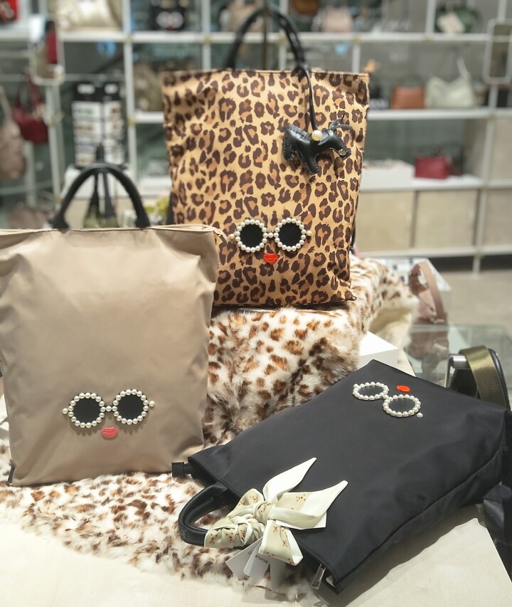 2wayバッグ Black/Beige/Leopard・Brown
各¥15,400(税抜¥14,000)