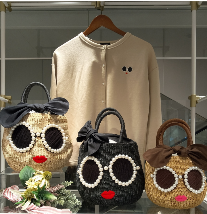 パールサングラスかごバッグ
3色展開
BLACK/BEIGE/BLEACH

大　￥25,300（in TAX）
小　￥22,000（in TAX）