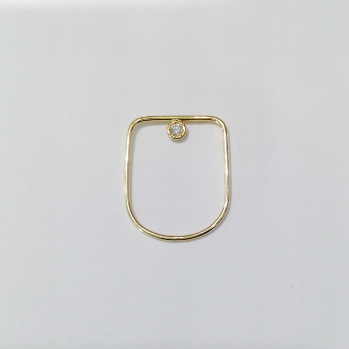 【価格】¥44,000
【サイズ】M:#12〜#13 最大腕幅 約0.1cm
【素材】K18YG,ダイヤ(0.04ct)