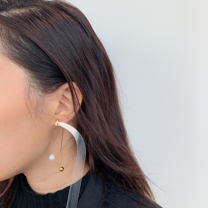 Agnes Earrings
【価格】¥41,800
【素材】SVK18YGコーティング、淡水パール