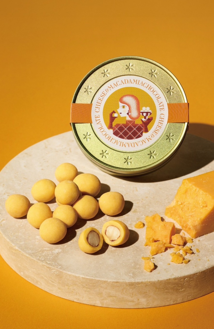 チーズ&マカダミア チョコレート
60g 税込¥1,350