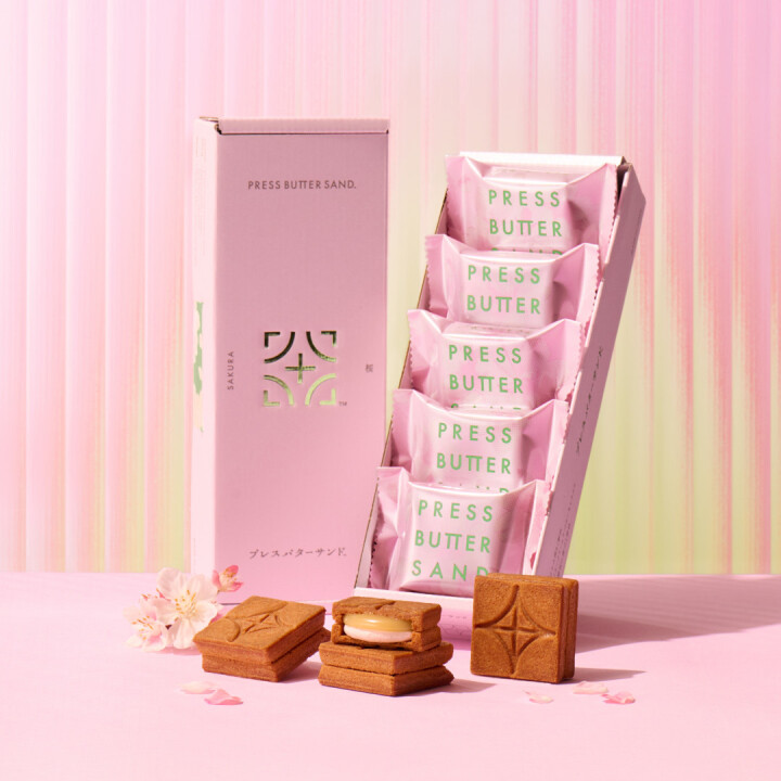 バターサンド〈桜〉5個入　税込1,485円