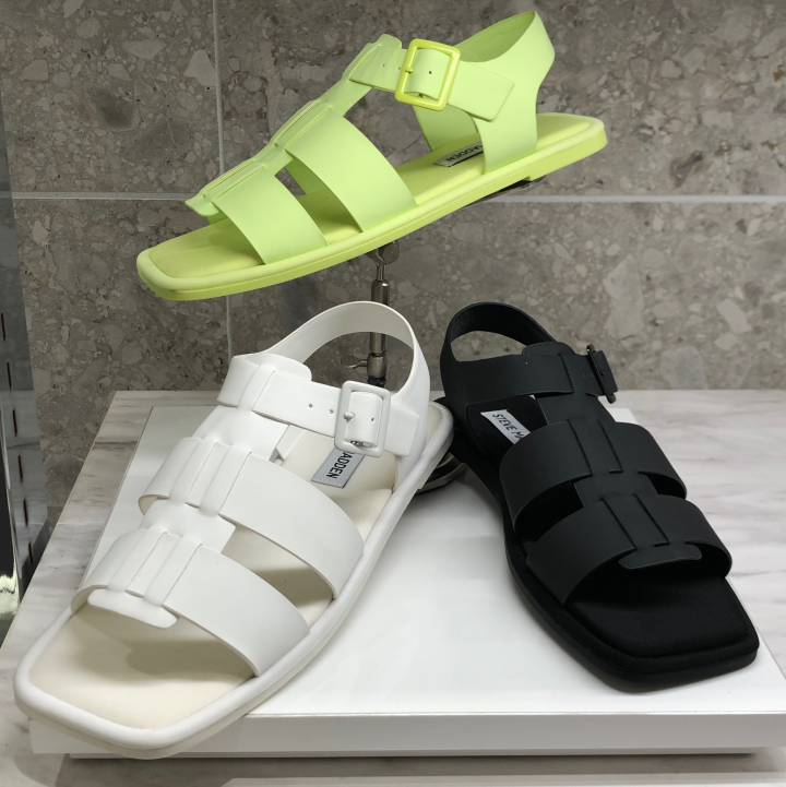 価格:7,700円(税込)
品番:DANICA-RS
