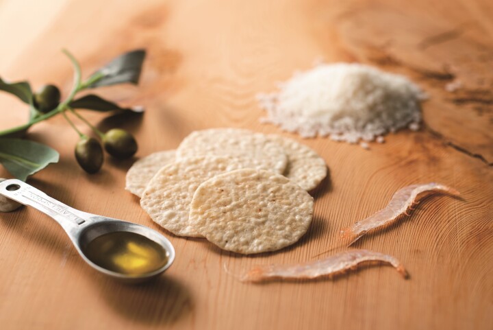 しろえびせん（１５枚入）
１，２９６円